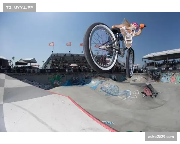 英国Creator Showdown系列赛:职业车手与网红合作,推动BMX内容创新